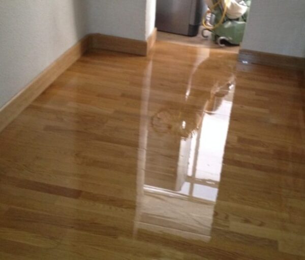 Servicio de vitrificado de pisos de Madera M2 - Imagen 8